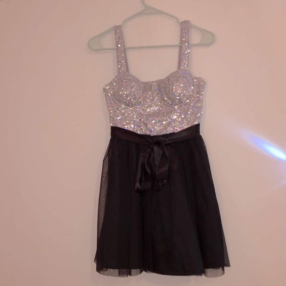 Love reign sequin cocktail party dress